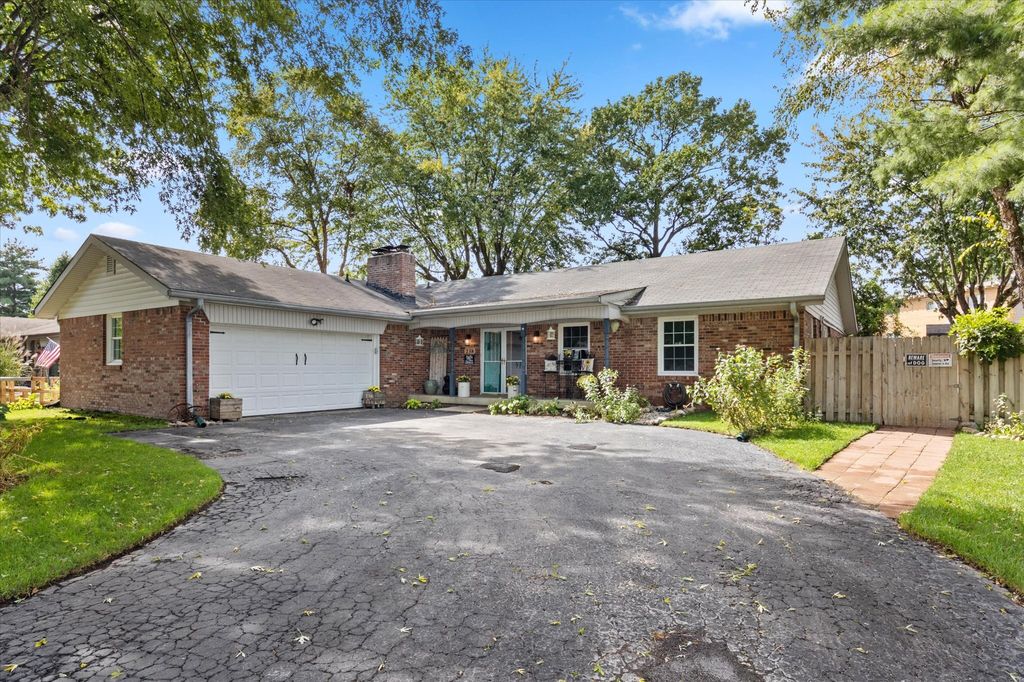 238 Demarest Dr, Indianapolis, IN 46214
