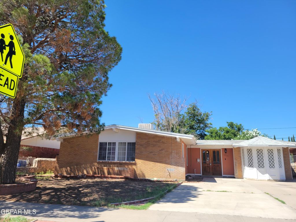 10705 Saigon Dr, El Paso, TX 79925 Trulia