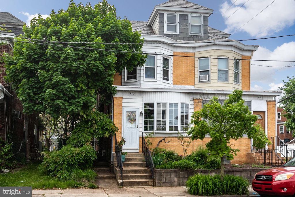420 Dayton St, Trenton, NJ 08610
