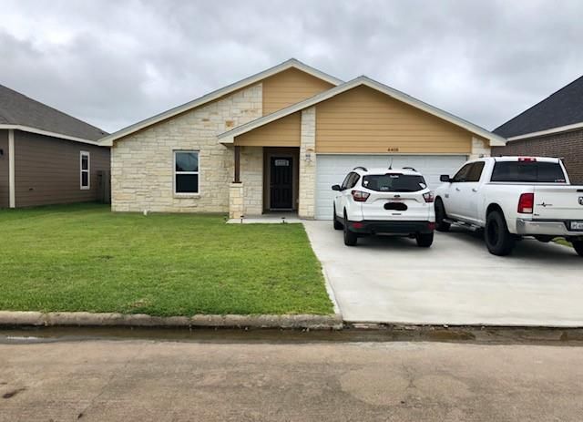 4408 Starling Dr, Bay City, TX 77414