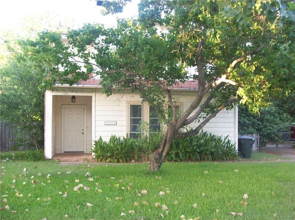 2305 Auburn Ct, College Station, TX 77840