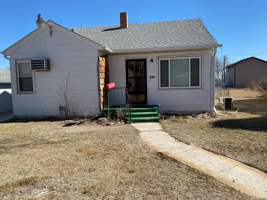 1214 B St, Benkelman, NE 69021 Trulia
