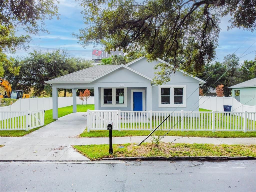 515 E Lake Ave, Tampa, FL 33603