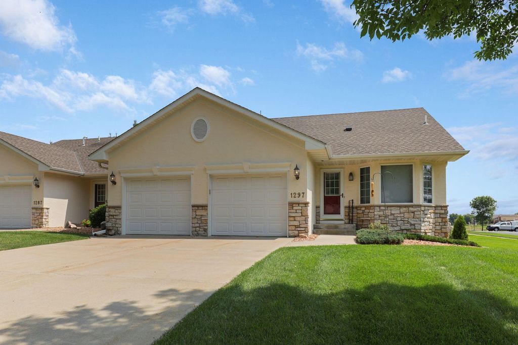 1297 Quincy Cir, Shakopee, MN 55379 Trulia