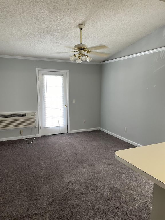 1956 Jernigan Trl, Sumter, SC 29150