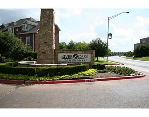 305 Holleman Dr #1402, College Station, TX 77840