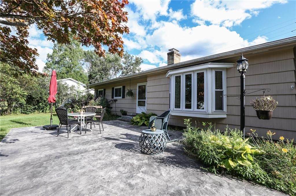 41 Courtenay Cir, Pittsford, NY 14534
