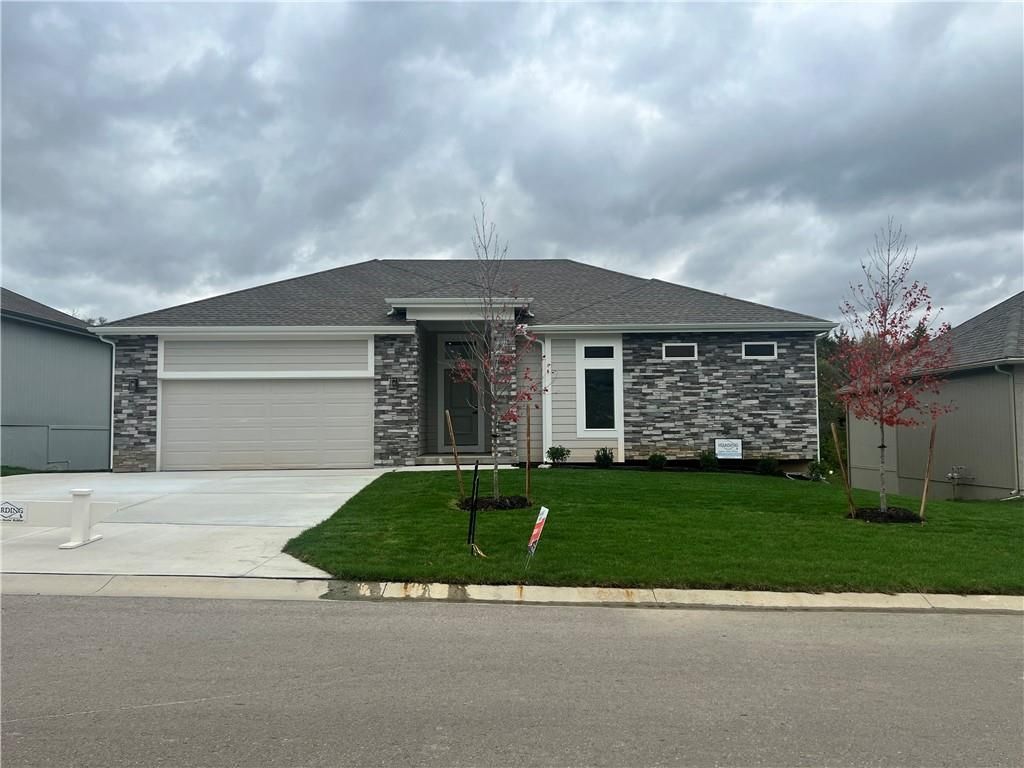 8556 Valley Spring Dr, De Soto, KS 66018 MLS 2417957 Trulia