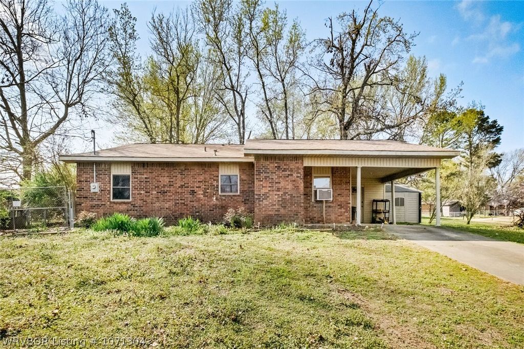 1407 N St, Barling, AR 72923 See Est. Value, Schools & More