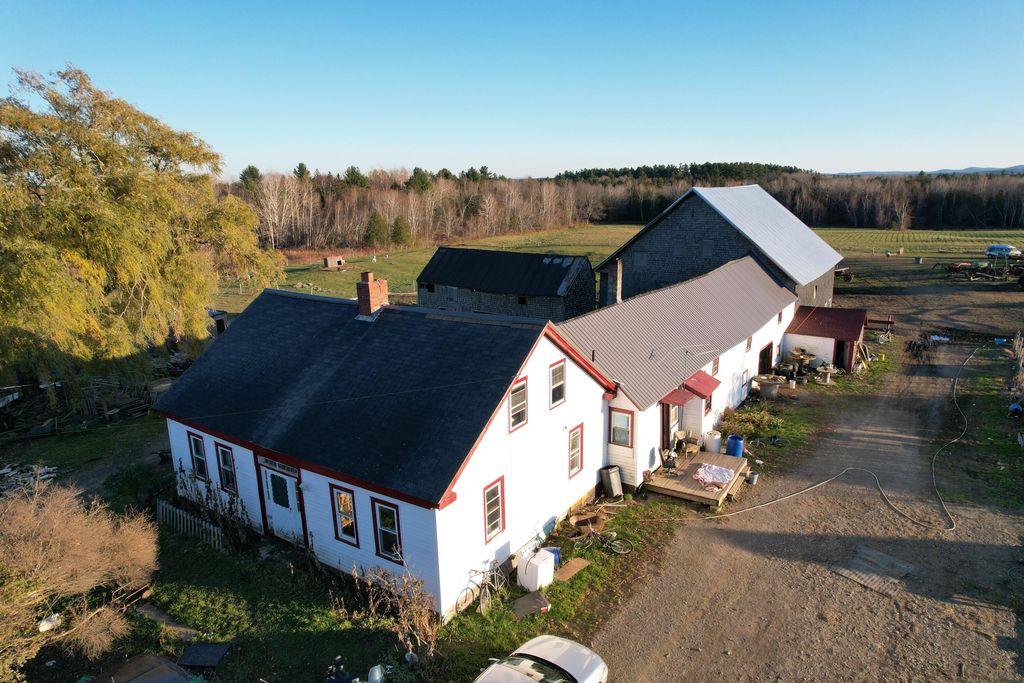 399 Wolfboro Rd, Stetson, ME 04488