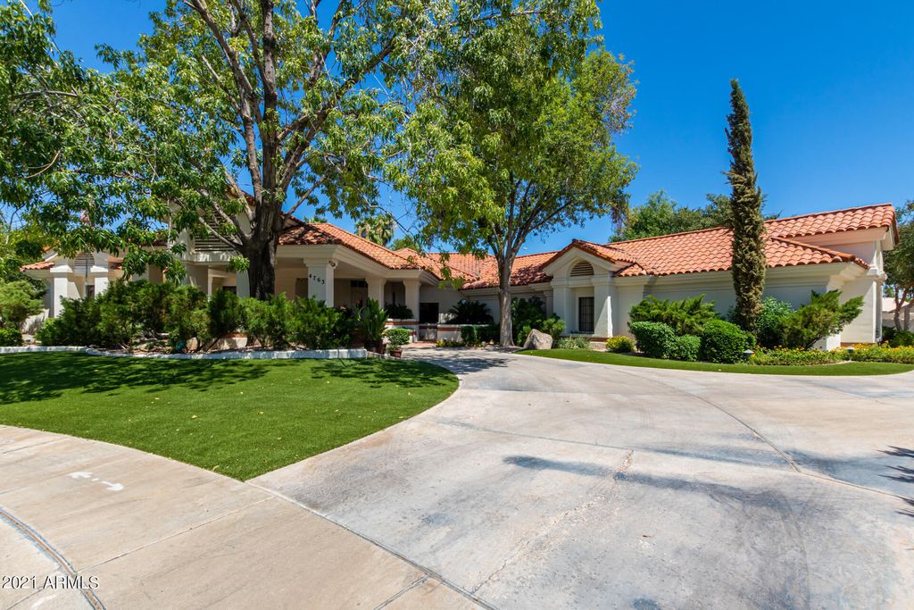 4763 E Harmony Cir, Mesa, AZ 85206