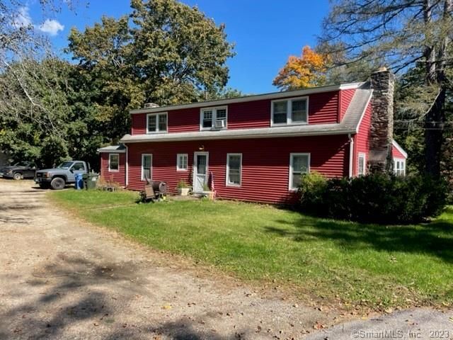 107 Wawecus Hill Rd, Norwich, CT 06360