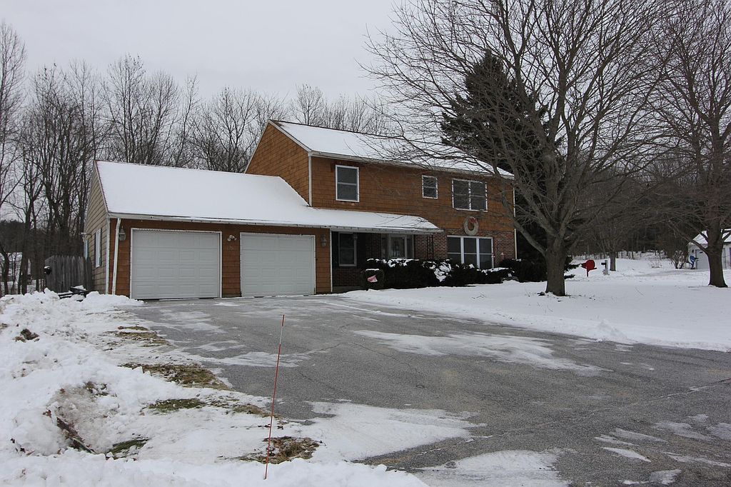 15 Karen Dr, Gardiner, ME 04345 Trulia