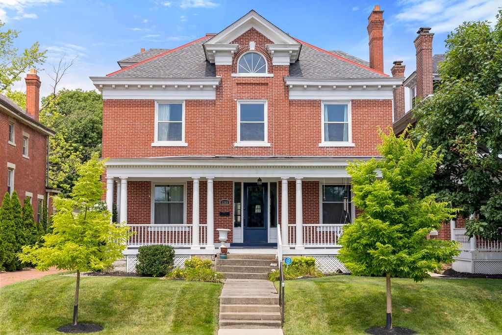 1366 Eastwood Ave, Columbus, OH 43203