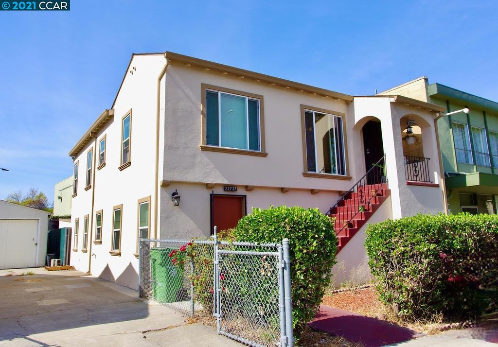 22739 1st St, Hayward, CA 94541