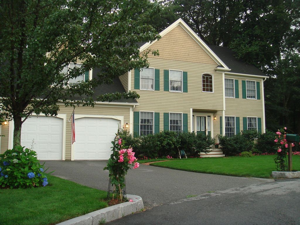 12 Keenan Dr, Winchester, MA 01890