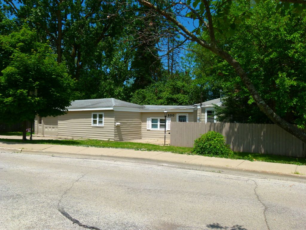 500 N Smith St, Palatine, IL 60067