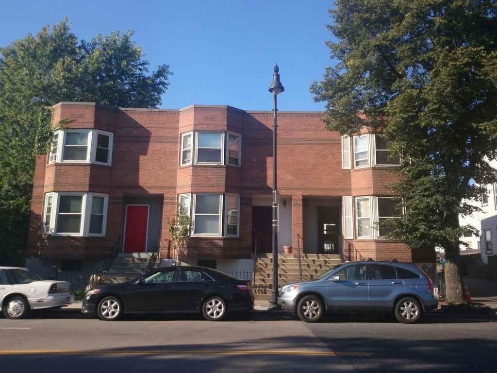 22 Preble St, South Boston, MA 02127