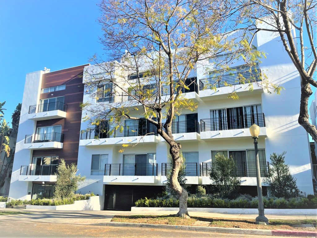 10630 Wilkins Ave #304, Los Angeles, CA 90024