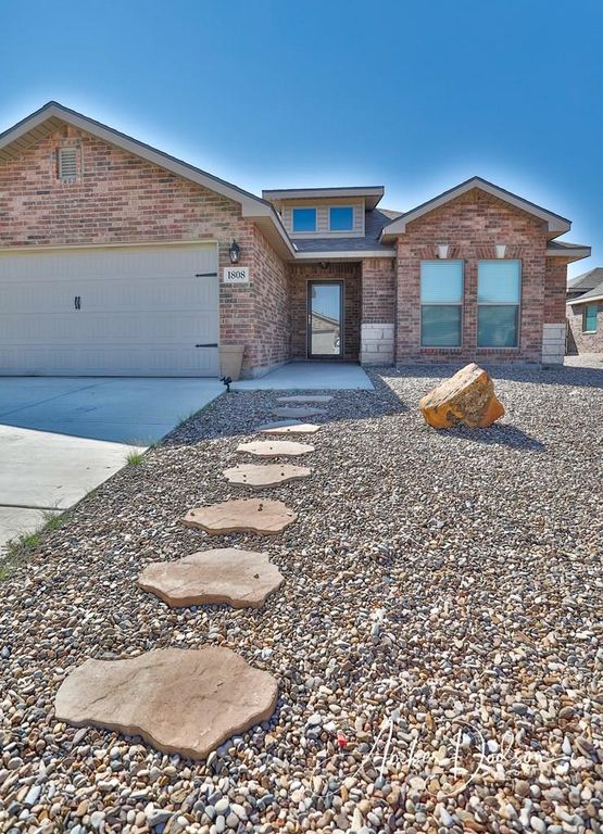 1808 Masquerade Blvd, Odessa, TX 79765
