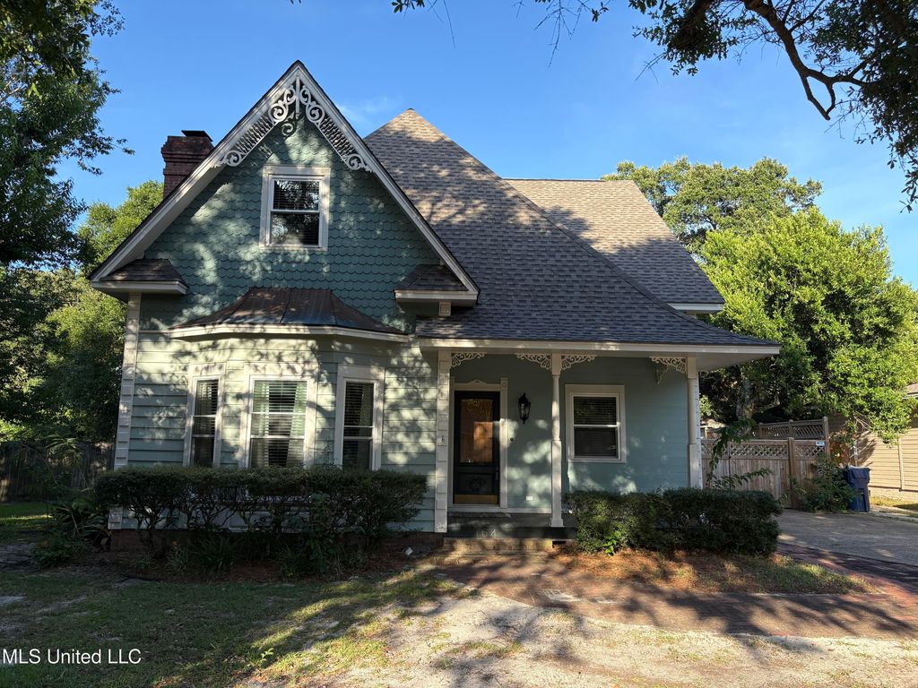 164 Balmoral Ave, Biloxi, MS 39531