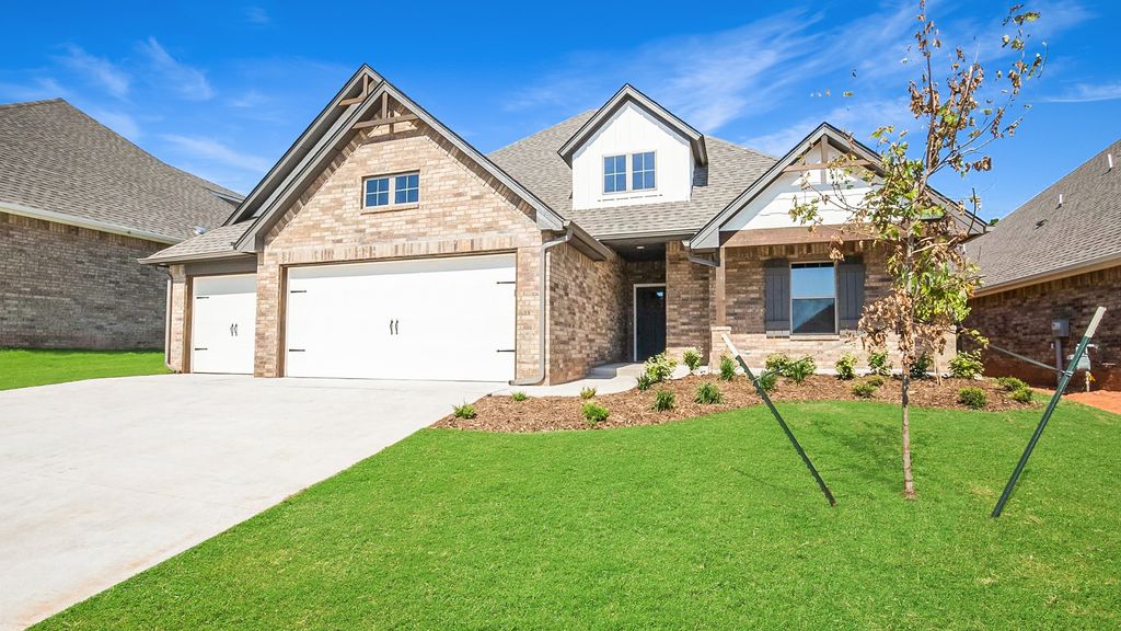 Blue Spruce Bonus Room 2 Plan in Delmer Lakes North, Edmond, OK 73012