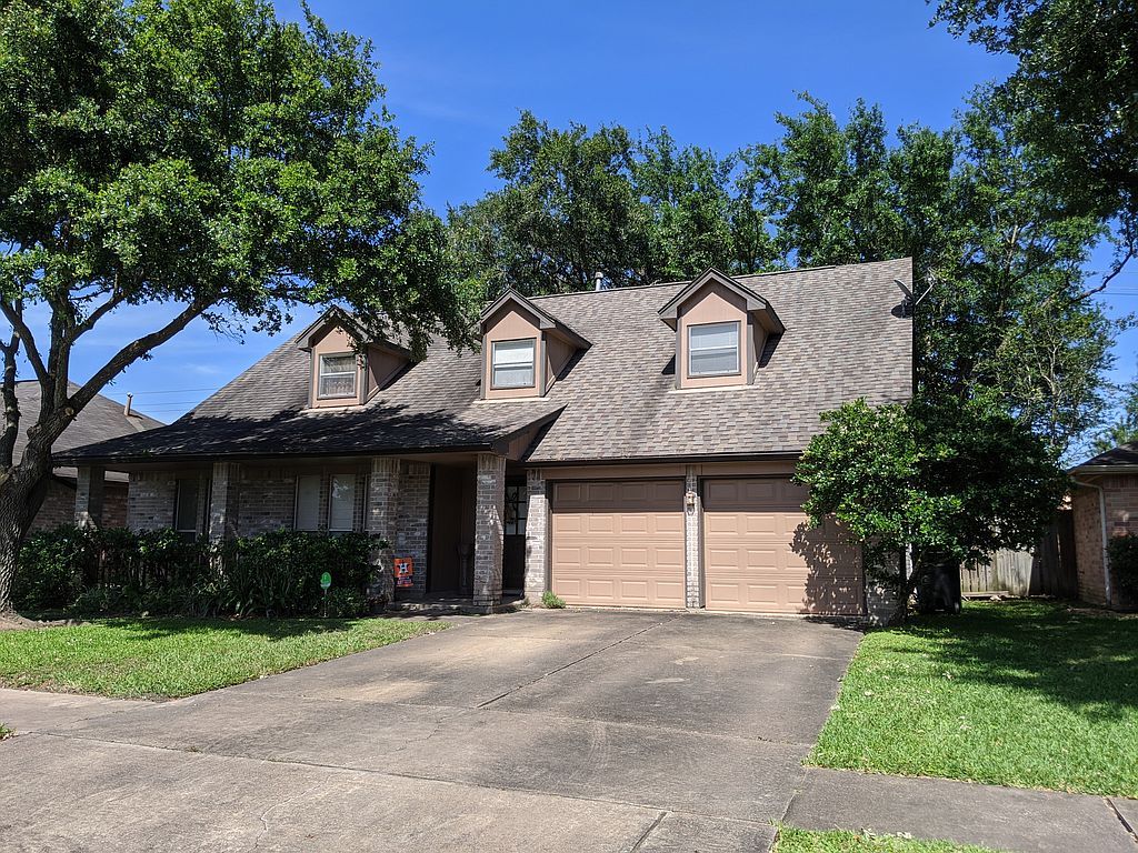 13631 Broken Bridge Dr, Houston, TX 77085