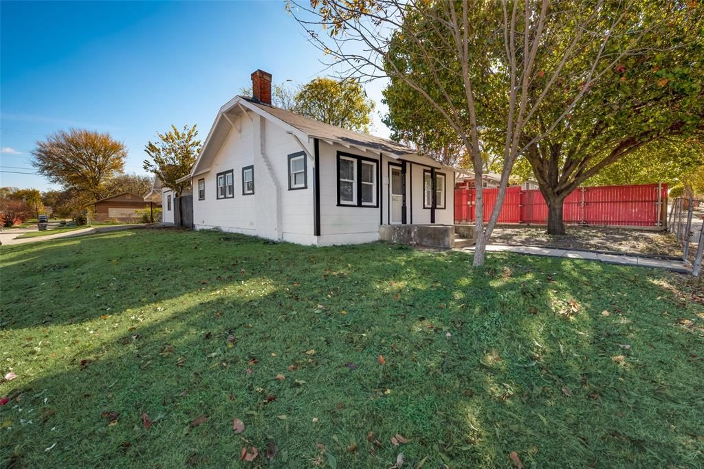 3401 Gordon Ave, Fort Worth, TX 76110