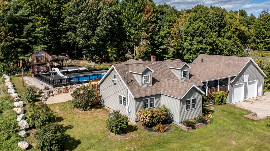 50 Main St, West Paris, ME 04289