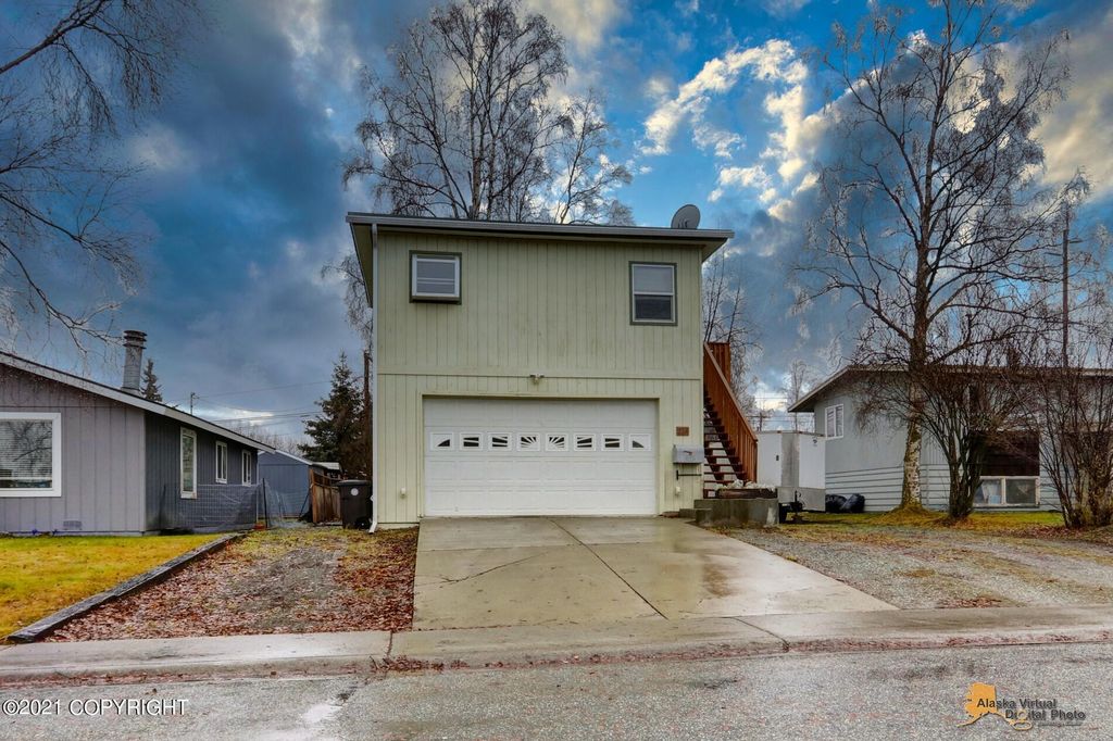 275 S Bunn St, Anchorage, AK 99508