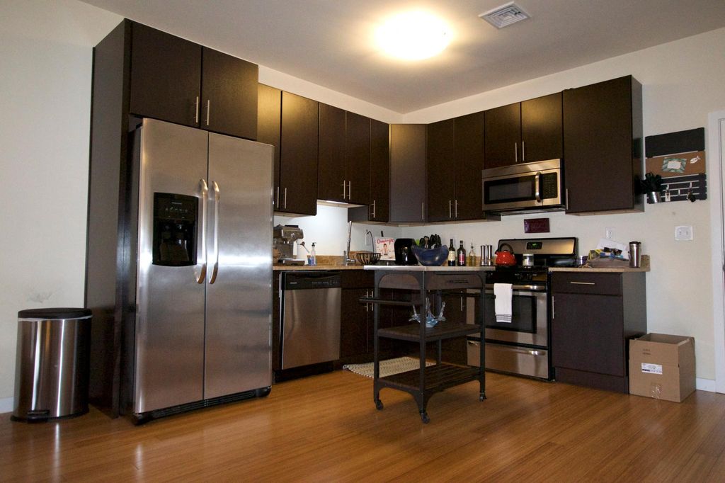 1140 Shackamaxon St #3R, Philadelphia, PA 19125