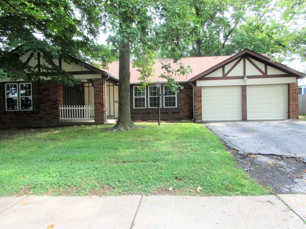 1542 Craig Rd, Saint Louis, MO 63146