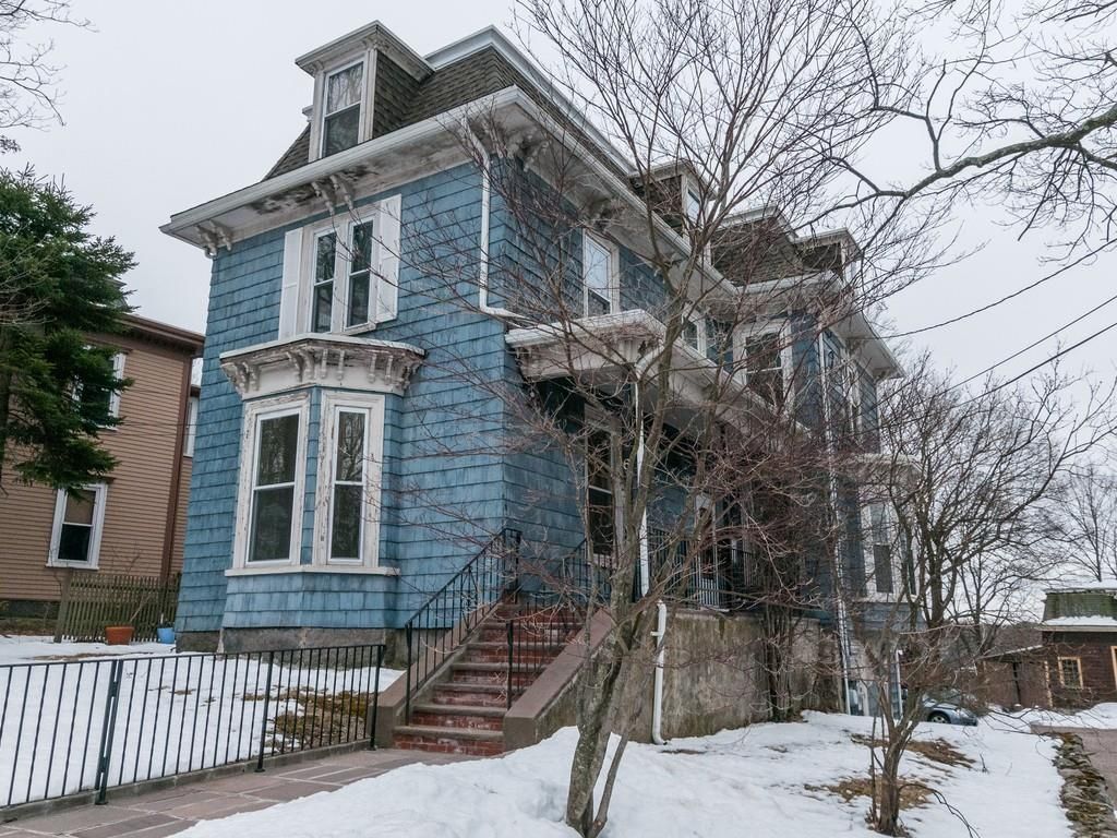6 Pine St, Hyde Park, MA 02136