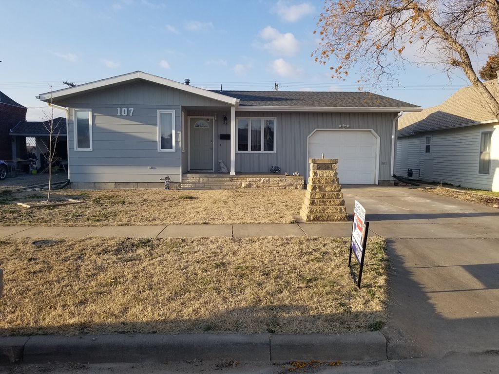 107 W 12th St, Ellis, KS 67637 Trulia