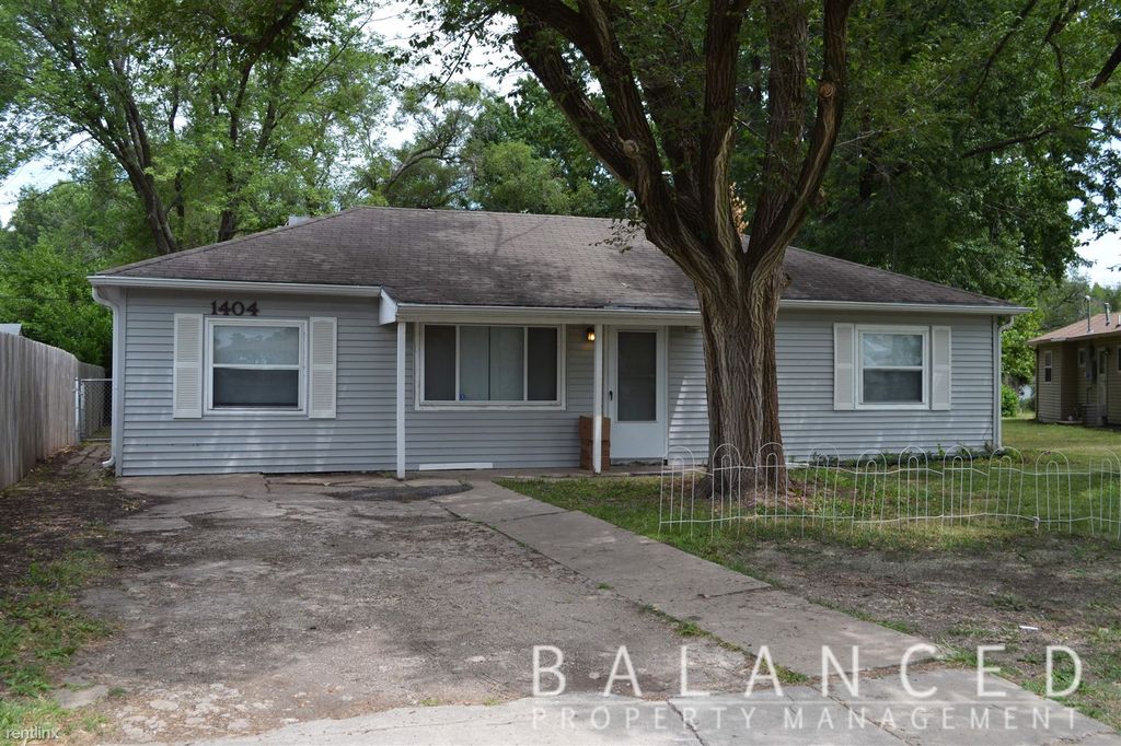  Apartments On 37Th St Topeka Ks with Simple Decor