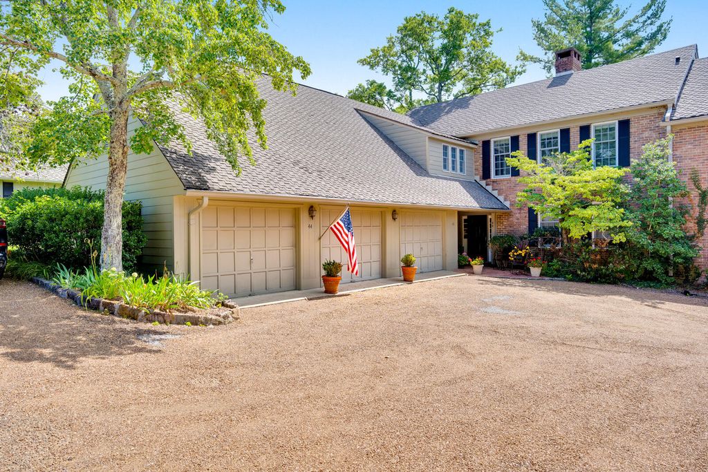 100 Scenic Hwy 44, Lookout Mountain, TN 37350 Trulia