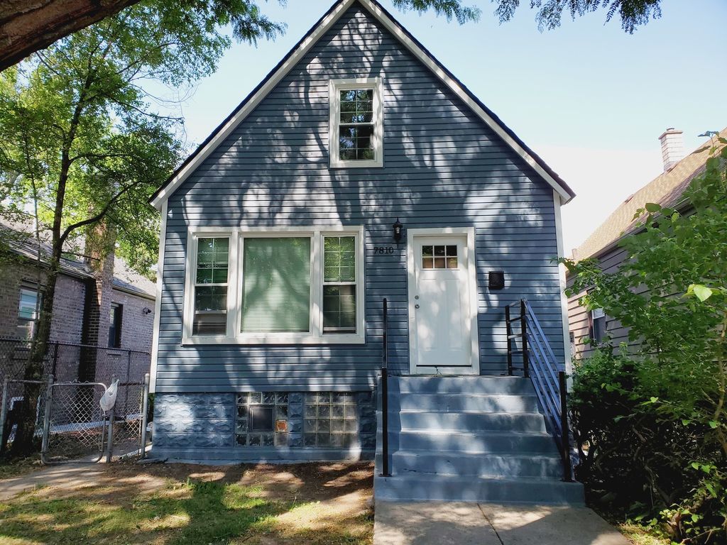 7810 S Yates Blvd, Chicago, IL 60649
