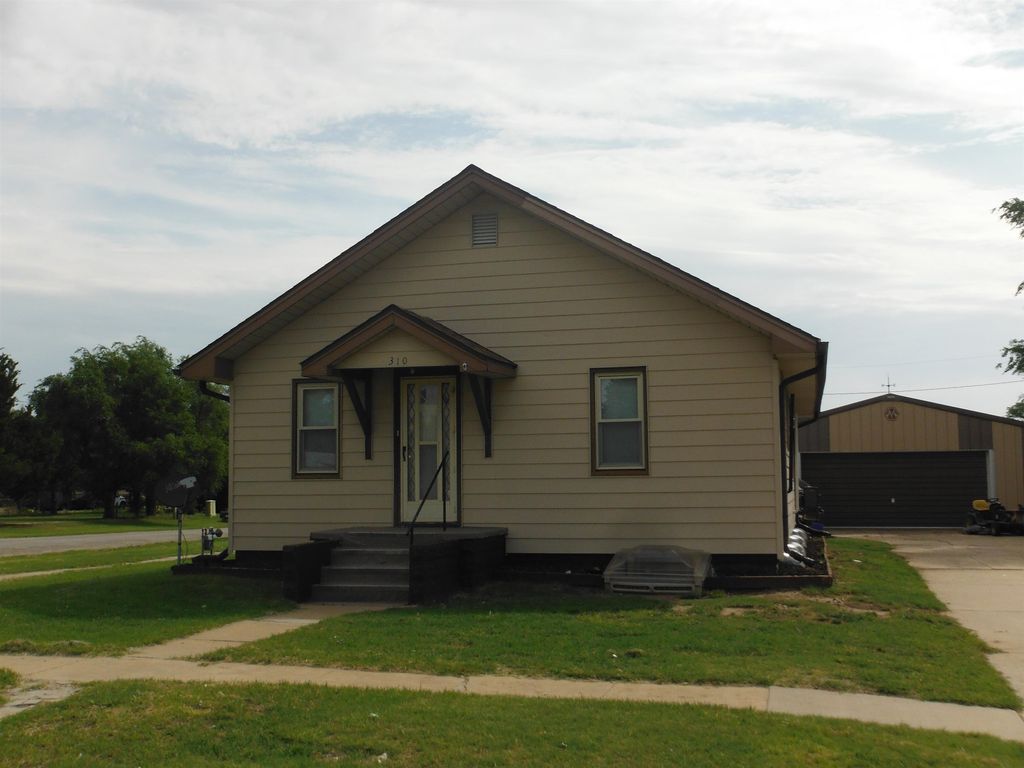 310 Clark St, Spearville, KS 67876 Trulia