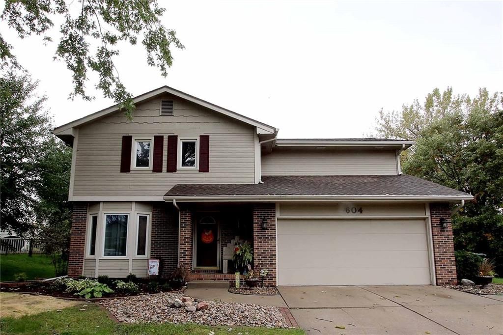 604 Prairie View Dr, West Des Moines, IA - 3 Bed, 3 Bath Single-Family