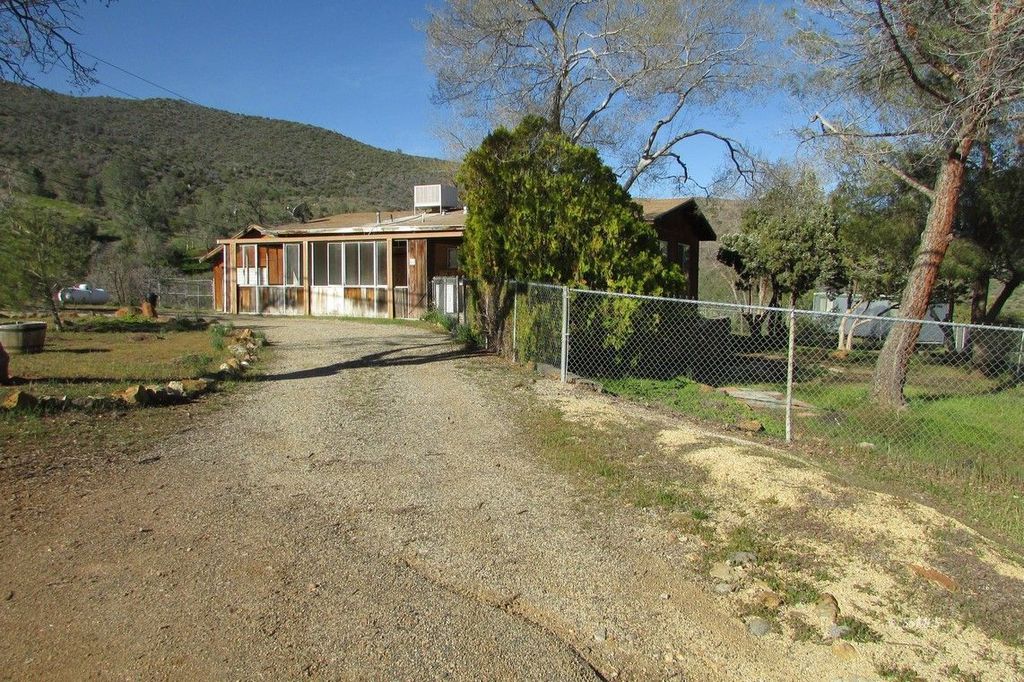 40 Bodfish Creek Rd, Bodfish, CA 93205 Trulia