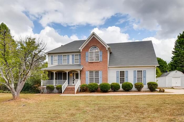 575 Briarwood Rd, Tyrone, GA 30290