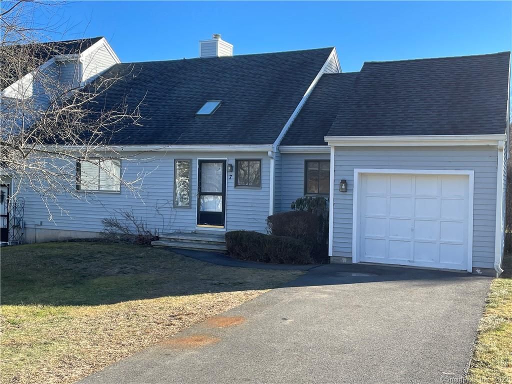 7 Cannon Ridge Dr #7, Watertown, CT 06795