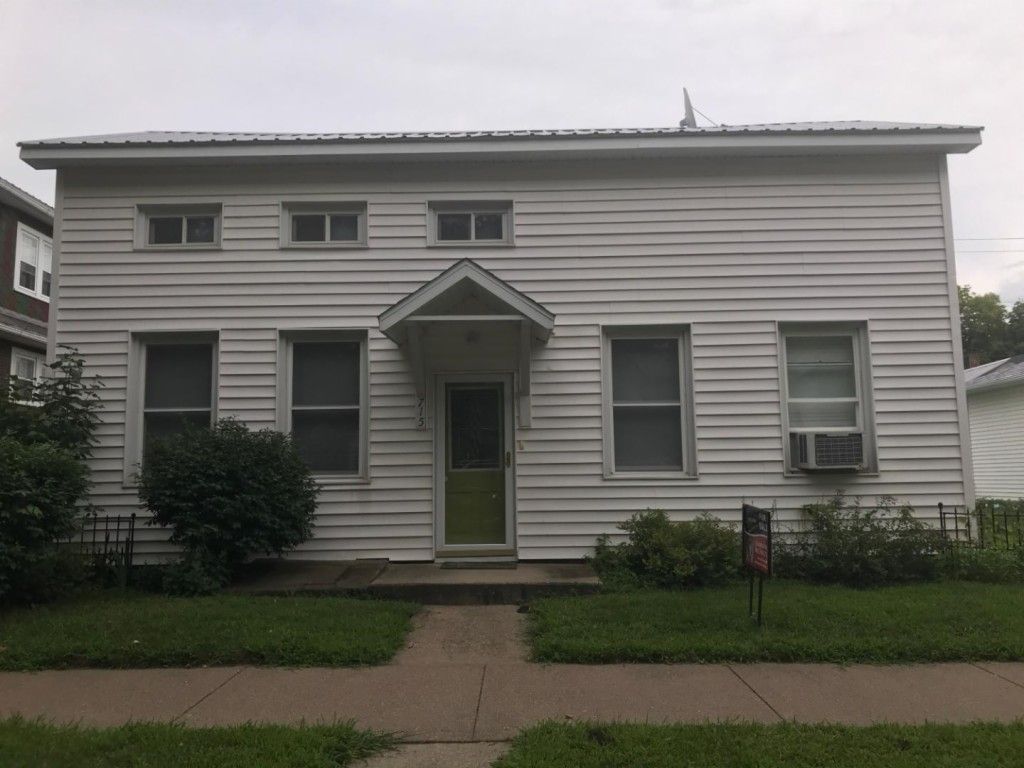 715 S 1st St, Guttenberg, IA 52052 Trulia