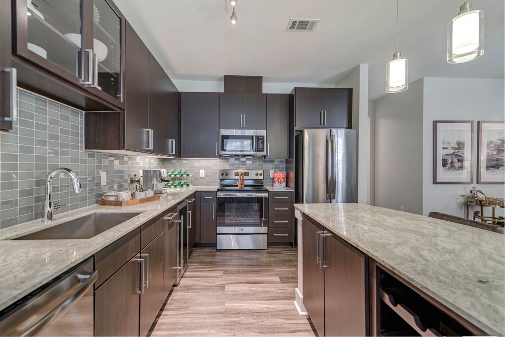 10600 Jollyville Rd, Austin, TX 78759