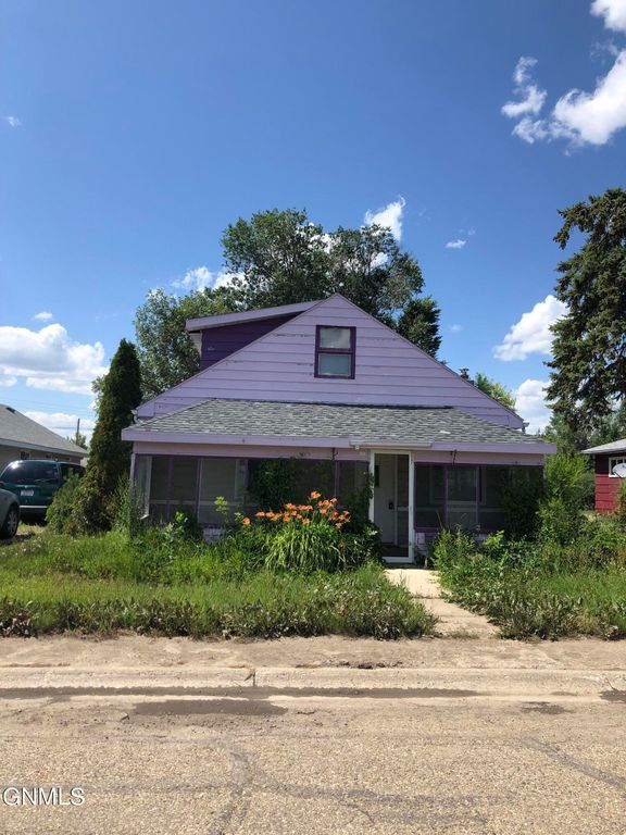 117 N Washington St, Plentywood, MT 59254 Trulia