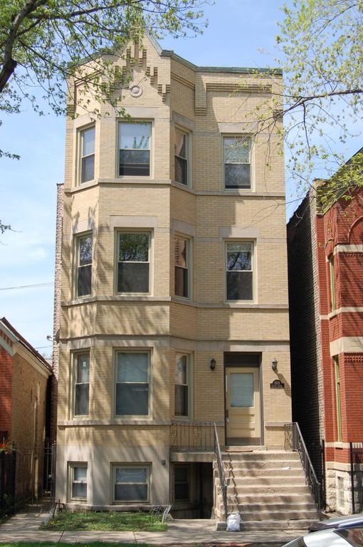 1874 N Leavitt St #1, Chicago, IL 60647