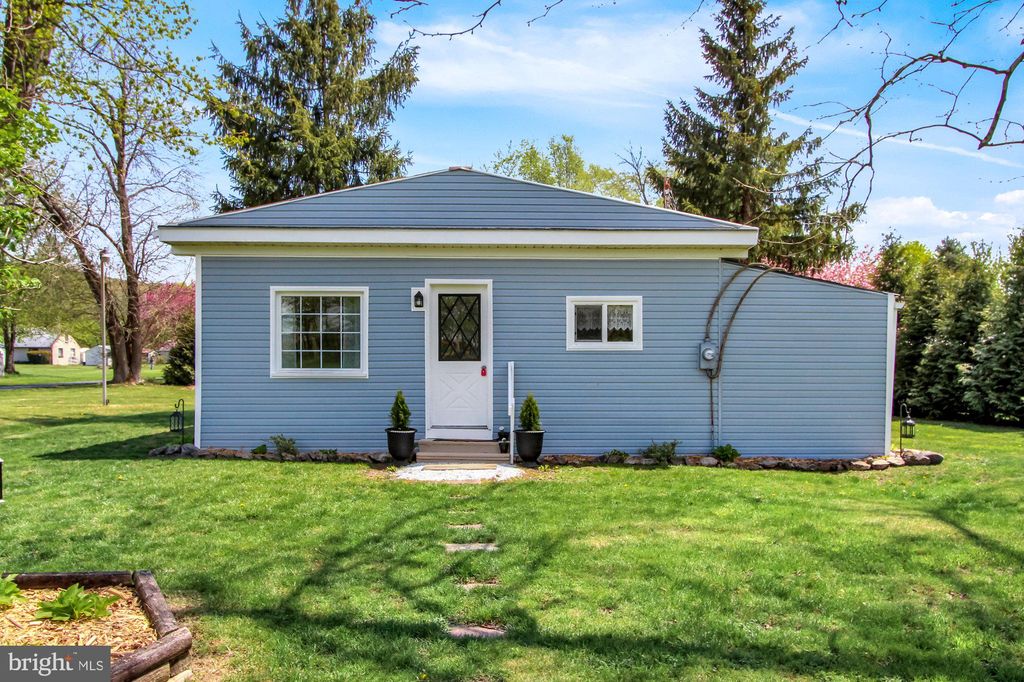 56 Amity Ave, Douglassville, PA 19518 Trulia