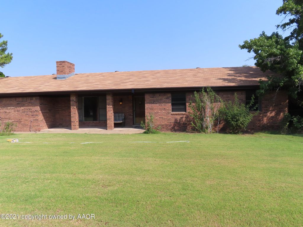 4240 Camp Ln, Amarillo, TX 79110