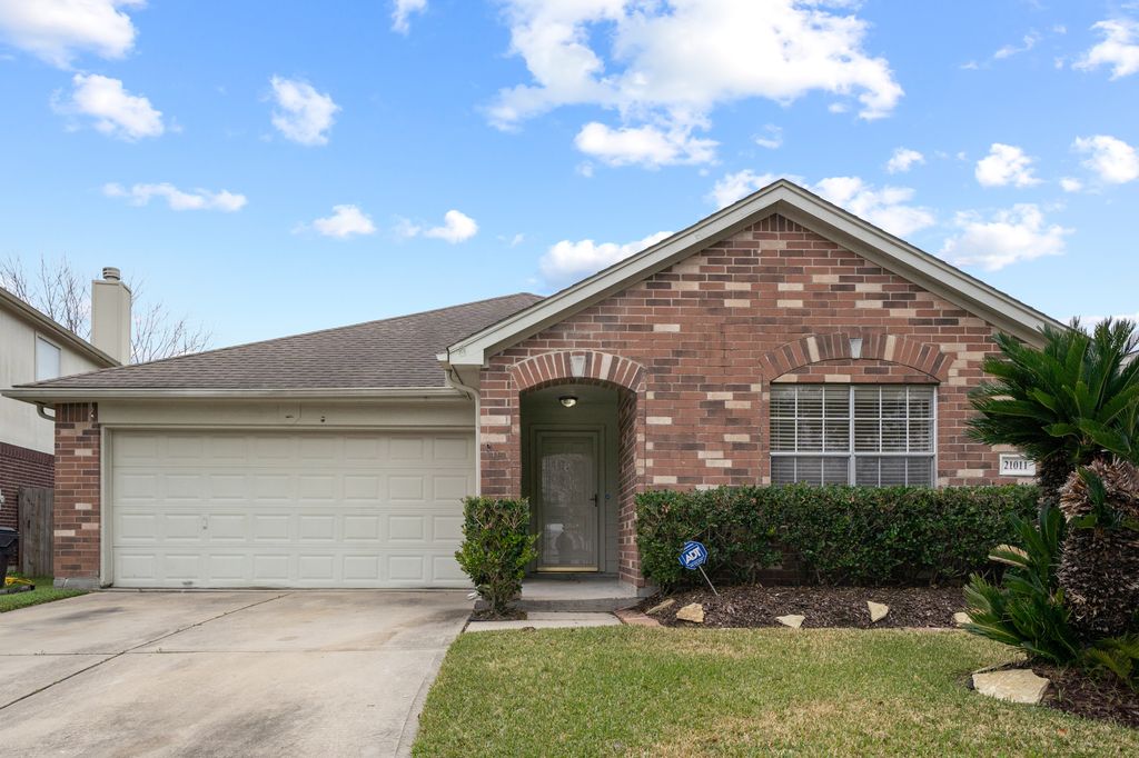 21011 Hidden Bridle Ct, Houston, TX 77073