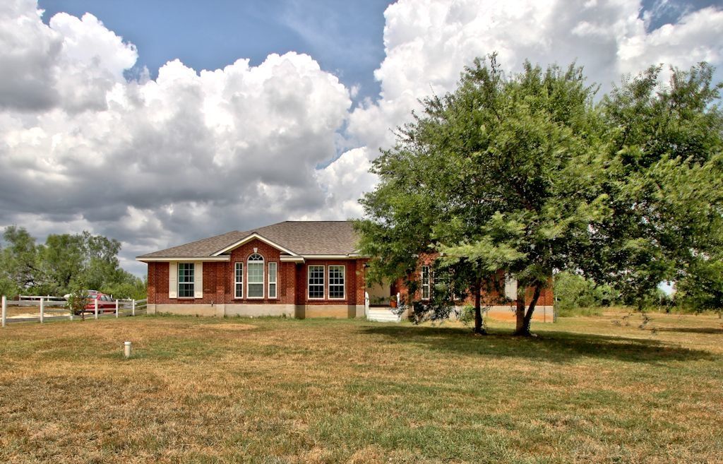 2023 Elm Creek Rd, Seguin, TX 78155 Trulia